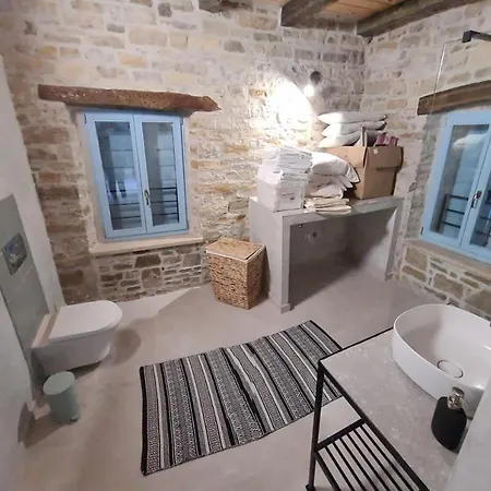 Casa Jovanin * Livade